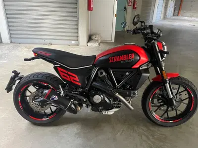 Ducati Scrambler 800 Full Throttle (2023 - 24) usata