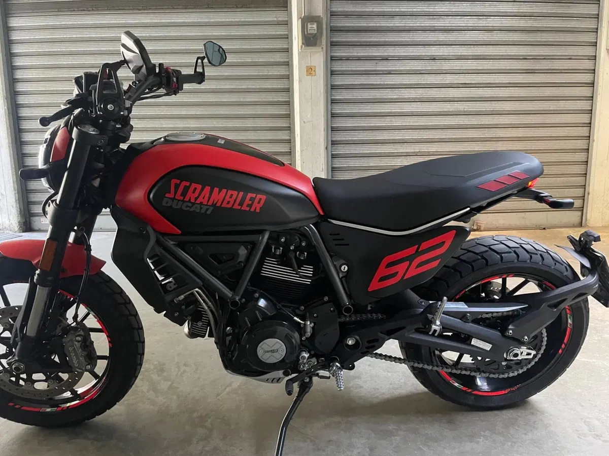 Ducati Scrambler 800 Full Throttle (2023 - 24) (7)