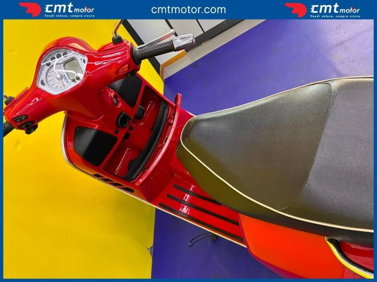 Vespa GTS 250 i.e. (10)