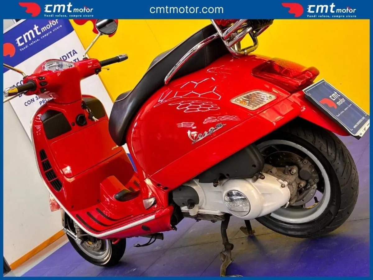 Vespa GTS 250 i.e. (11)