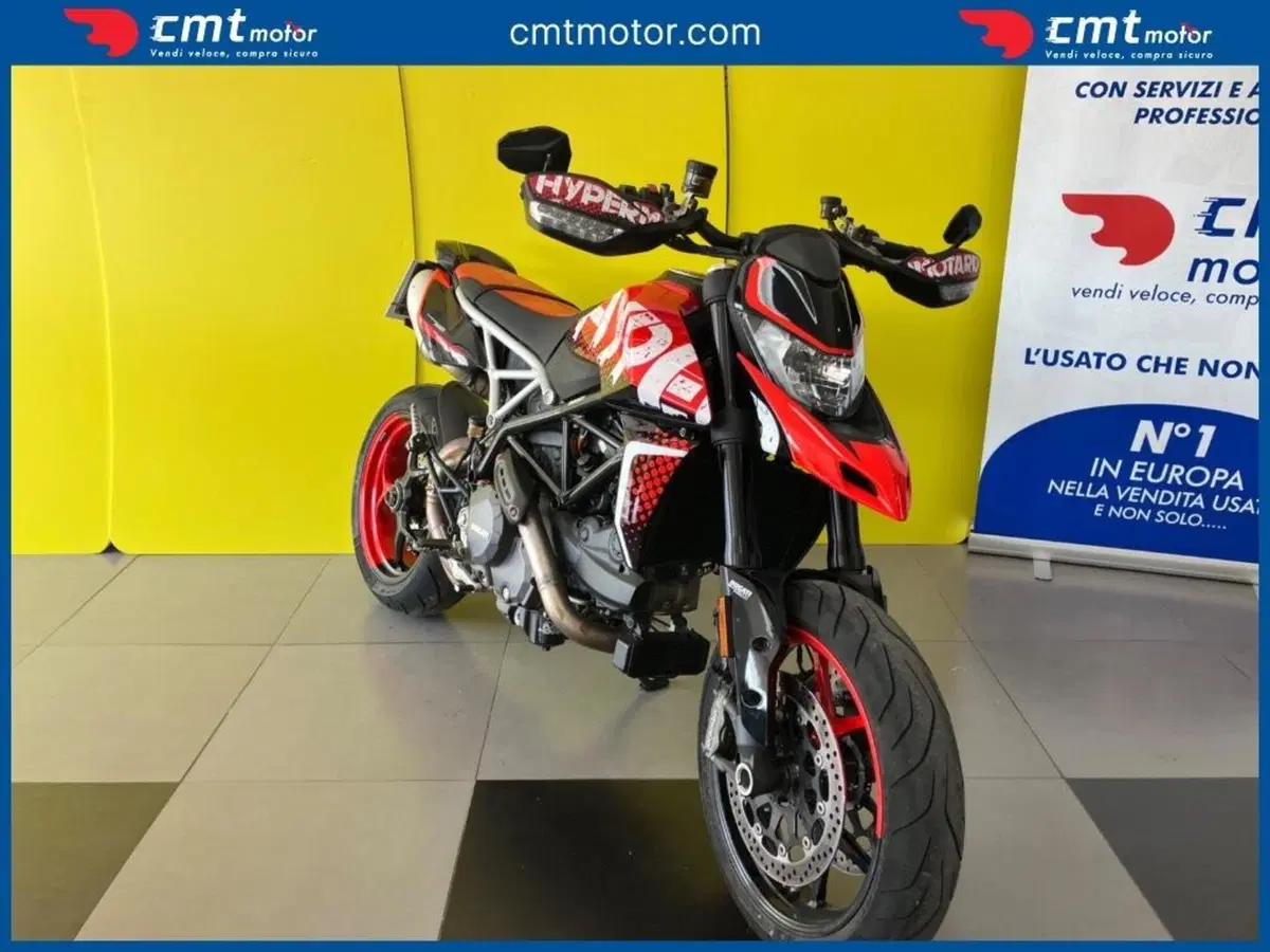 Ducati Hypermotard 950 RVE (2022 - 25) (2)