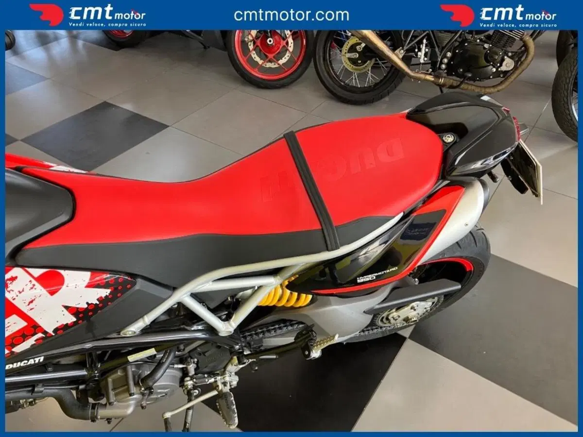 Ducati Hypermotard 950 RVE (2022 - 25) (7)