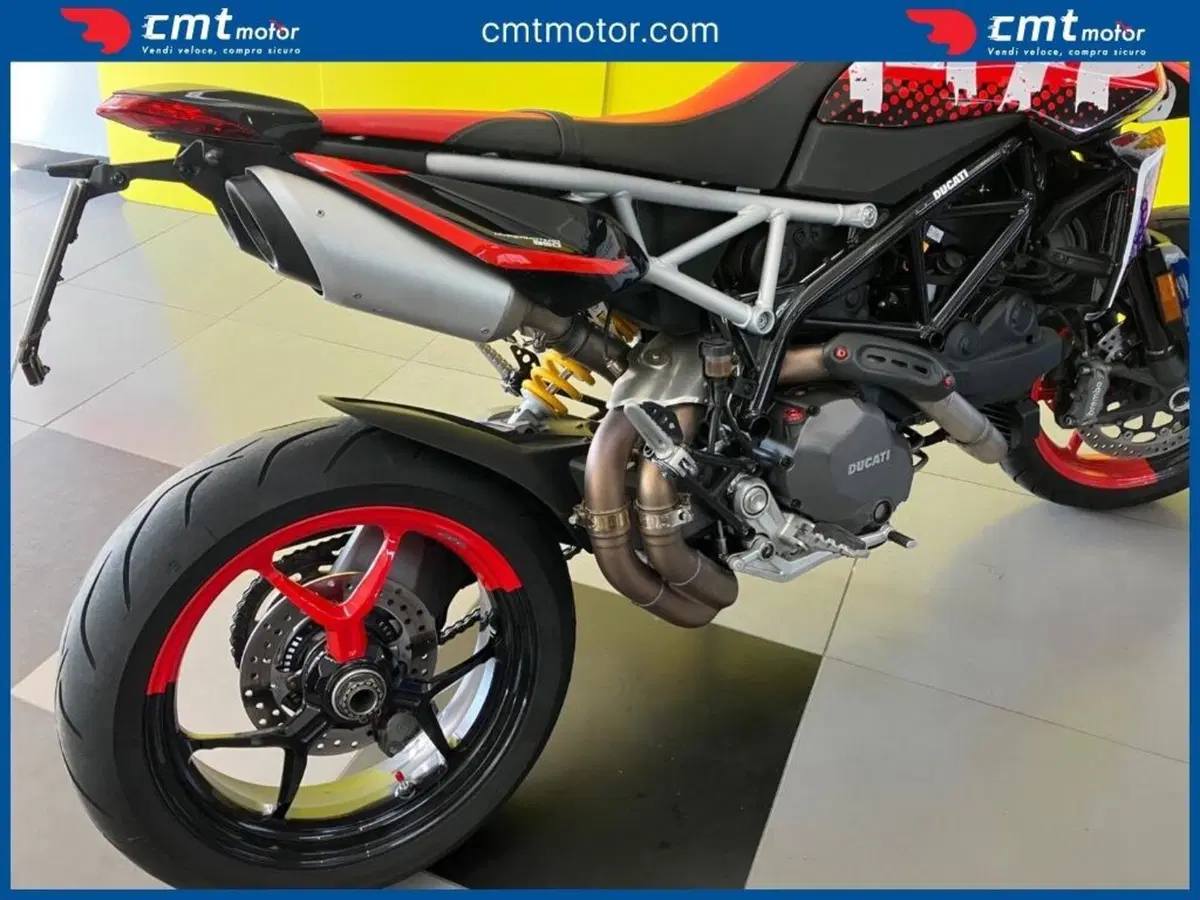 Ducati Hypermotard 950 RVE (2022 - 25) (8)