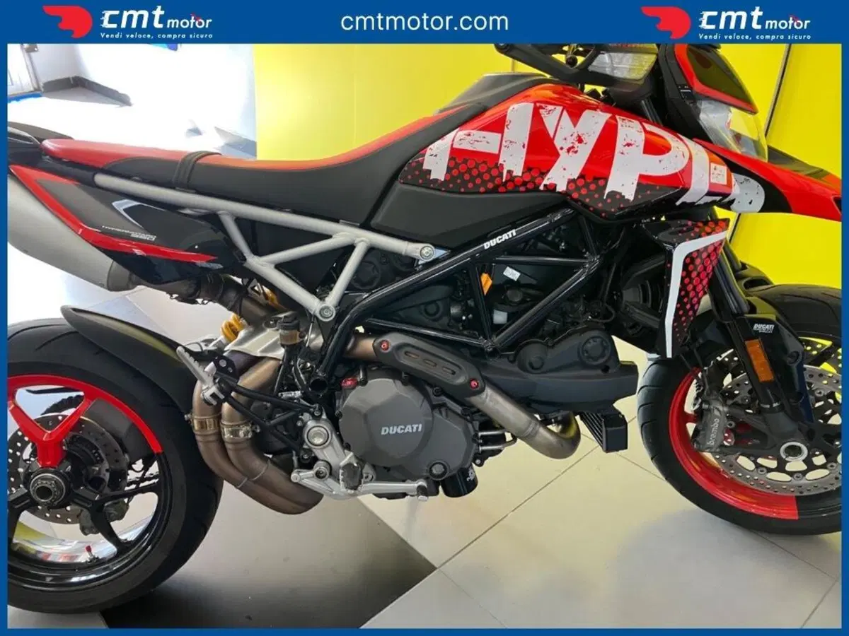 Ducati Hypermotard 950 RVE (2022 - 25) (9)