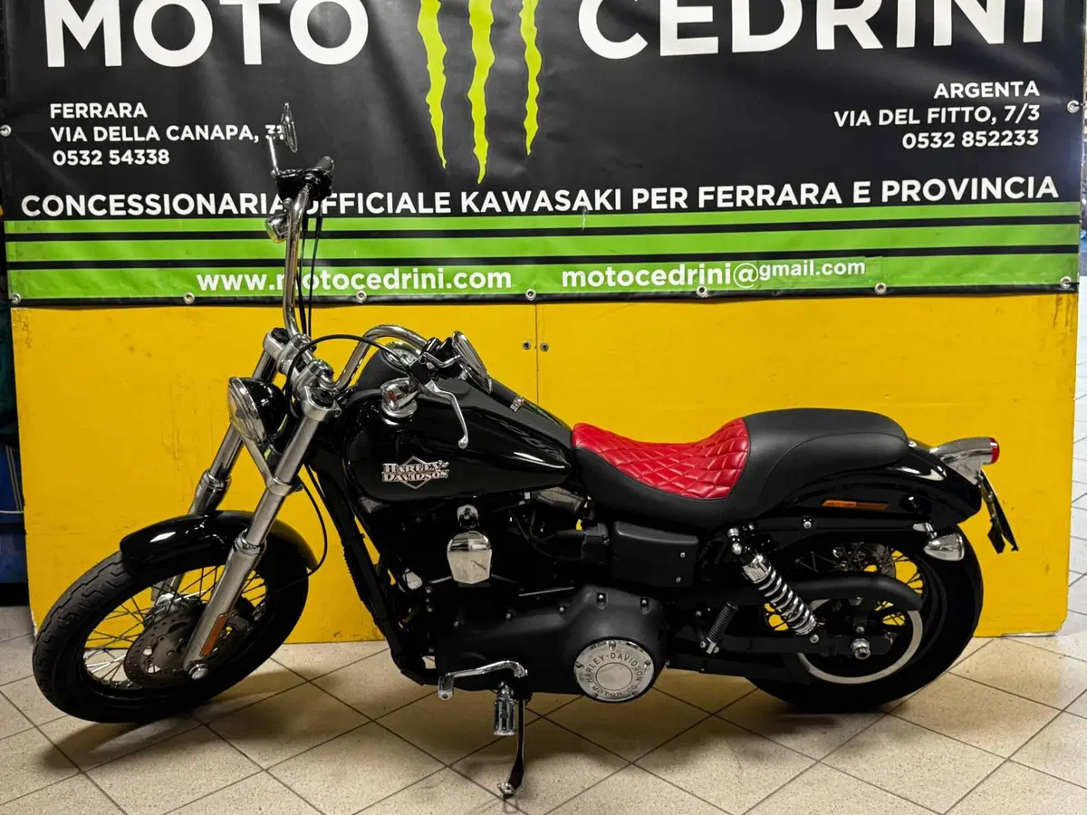 Harley-Davidson 1584 Street Bob (2008 - 15) - FXDB (8)