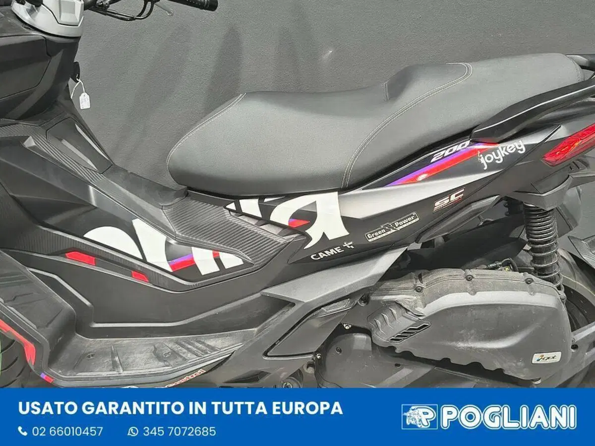 Aprilia SR GT 200 Replica (2025 - 26) (8)