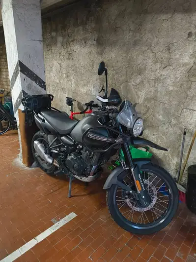 Royal Enfield Himalayan 450 (2024 - 26) usata