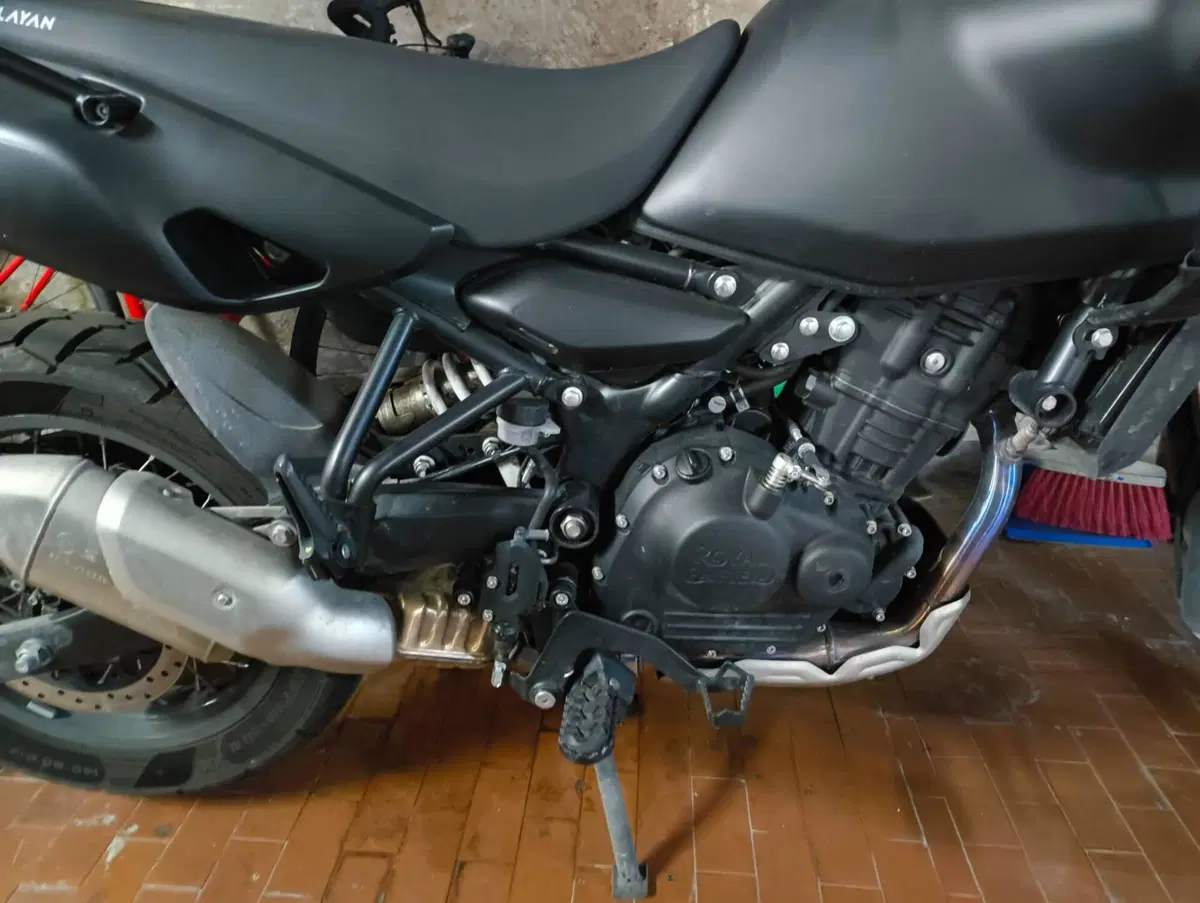Royal Enfield Himalayan 450 (2024 - 26) (8)