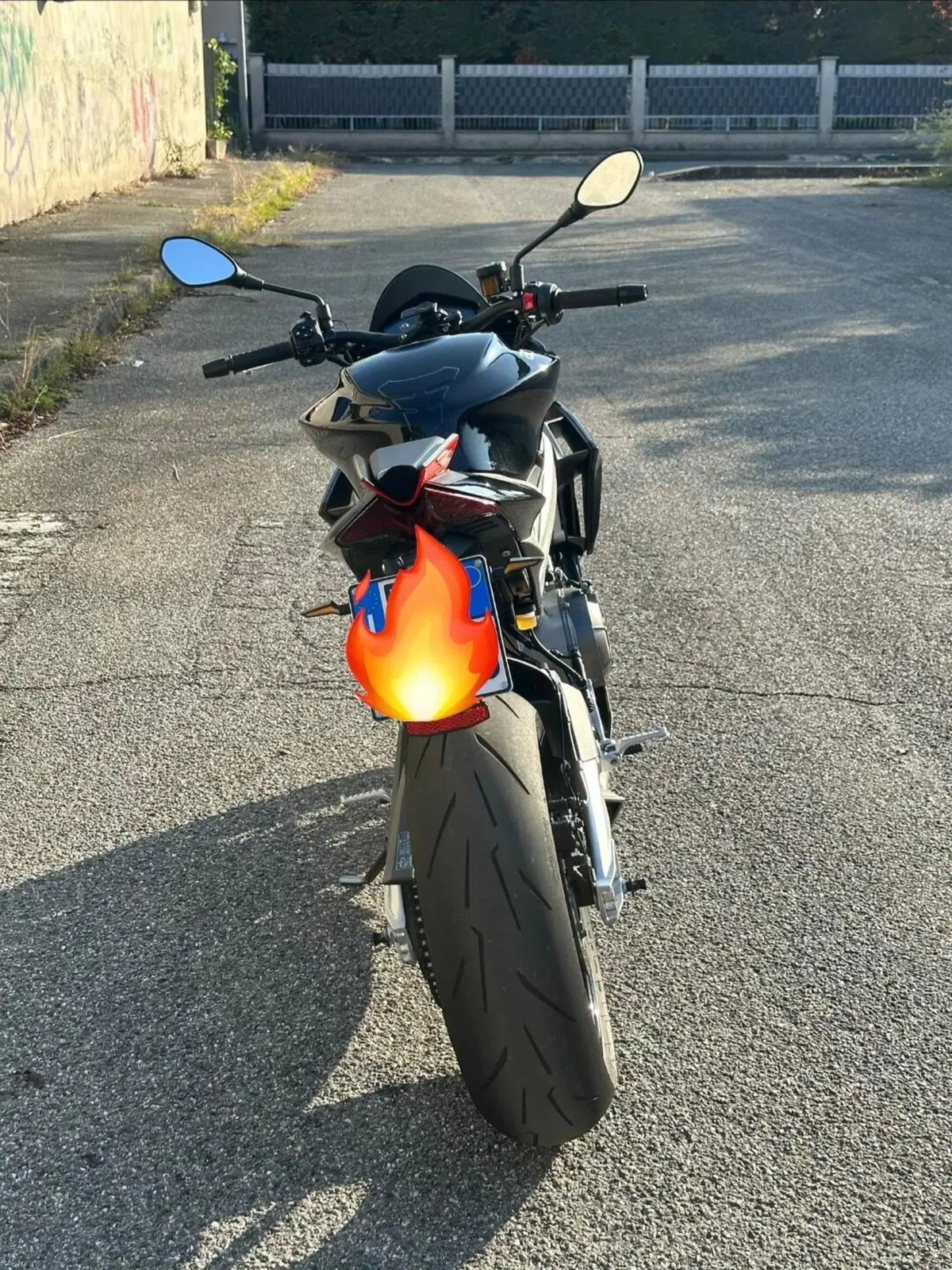 Aprilia Tuono 660 Factory (2022 - 24) (4)
