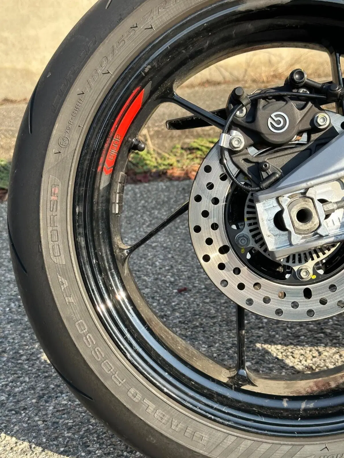Aprilia Tuono 660 Factory (2022 - 24) (15)