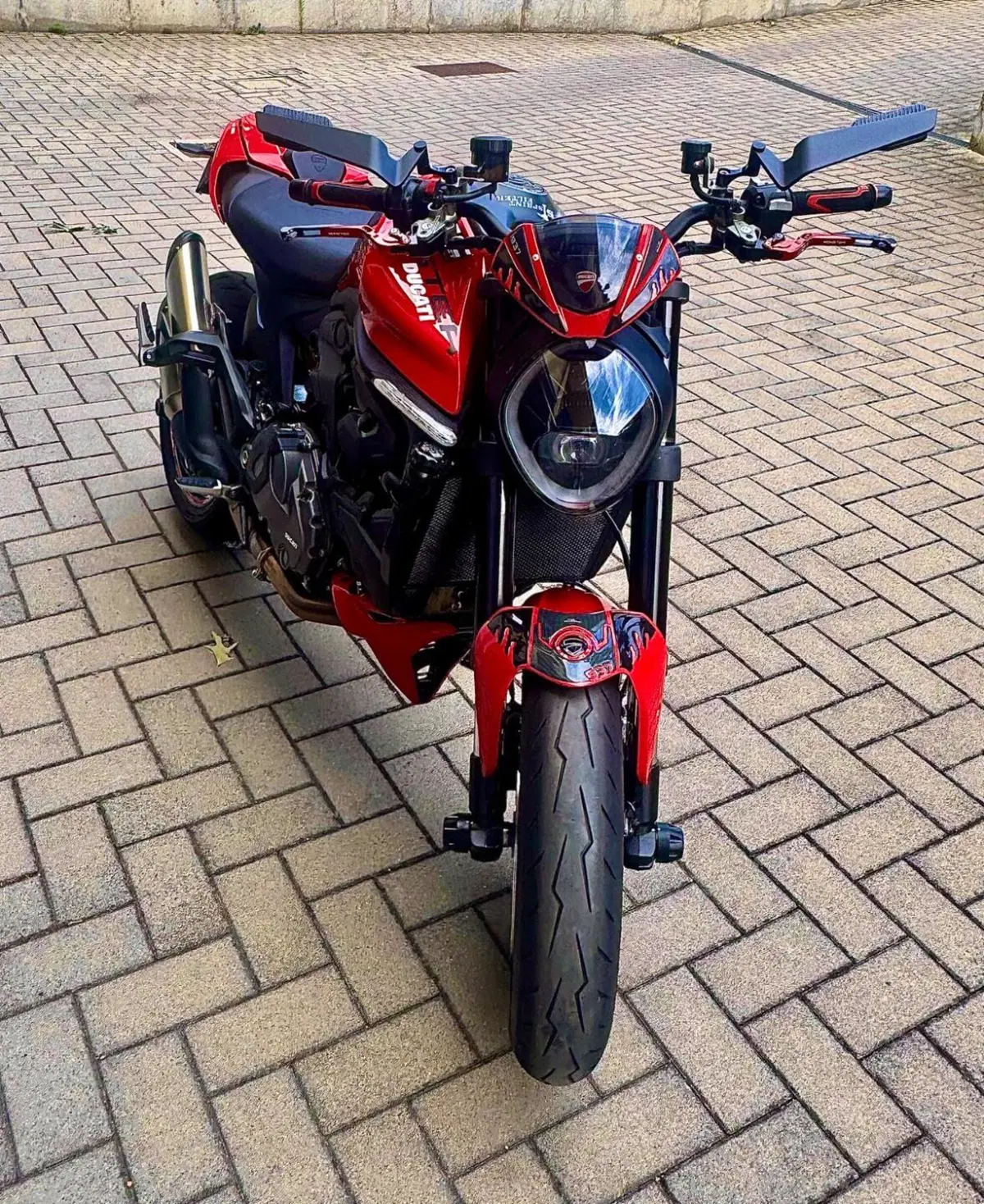 Ducati Monster 937 + (2021 - 25) (2)