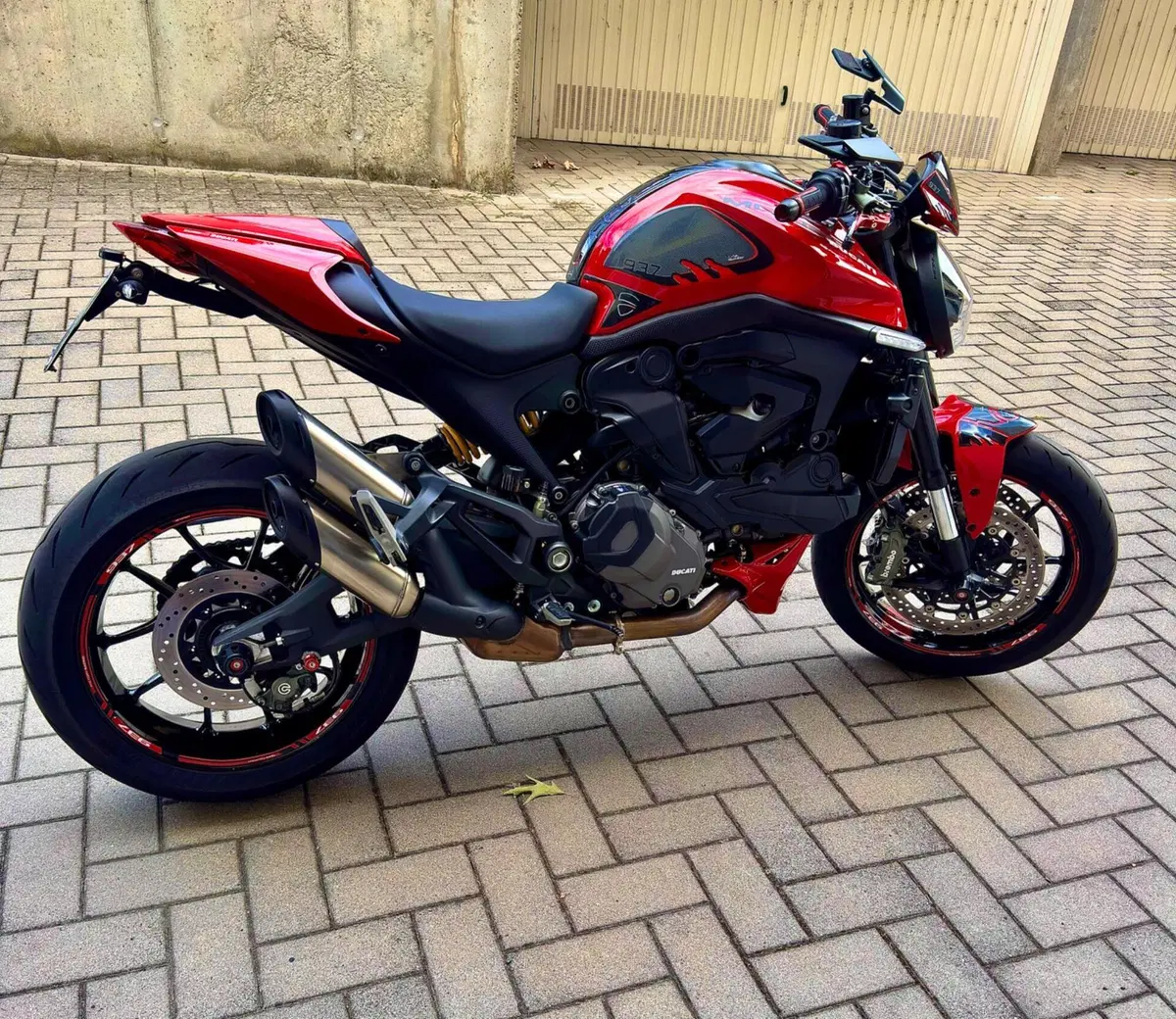 Ducati Monster 937 + (2021 - 25) (6)