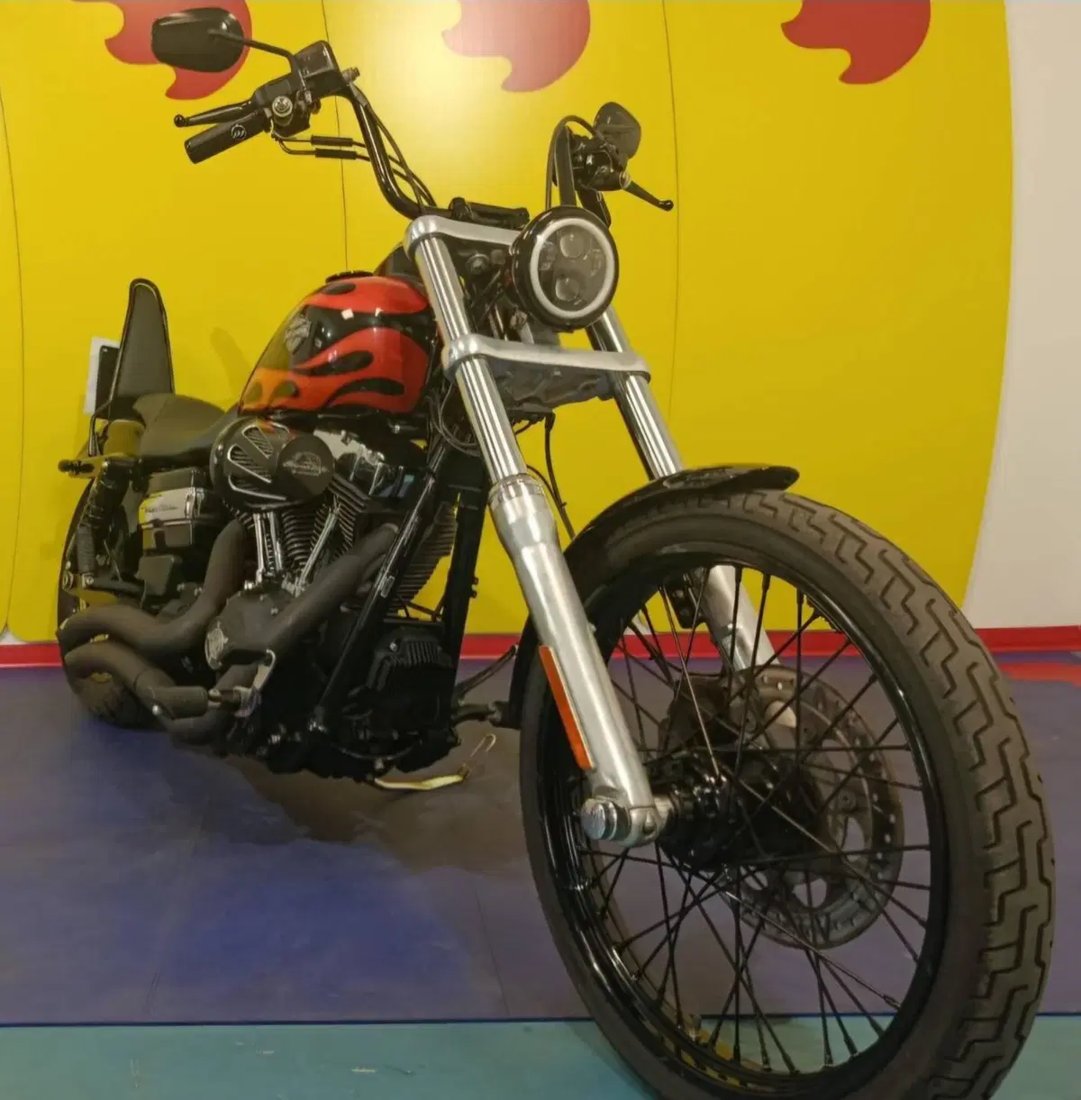 Harley-Davidson 1690 Wide Glide (2010 - 17) - FXDWG (4)