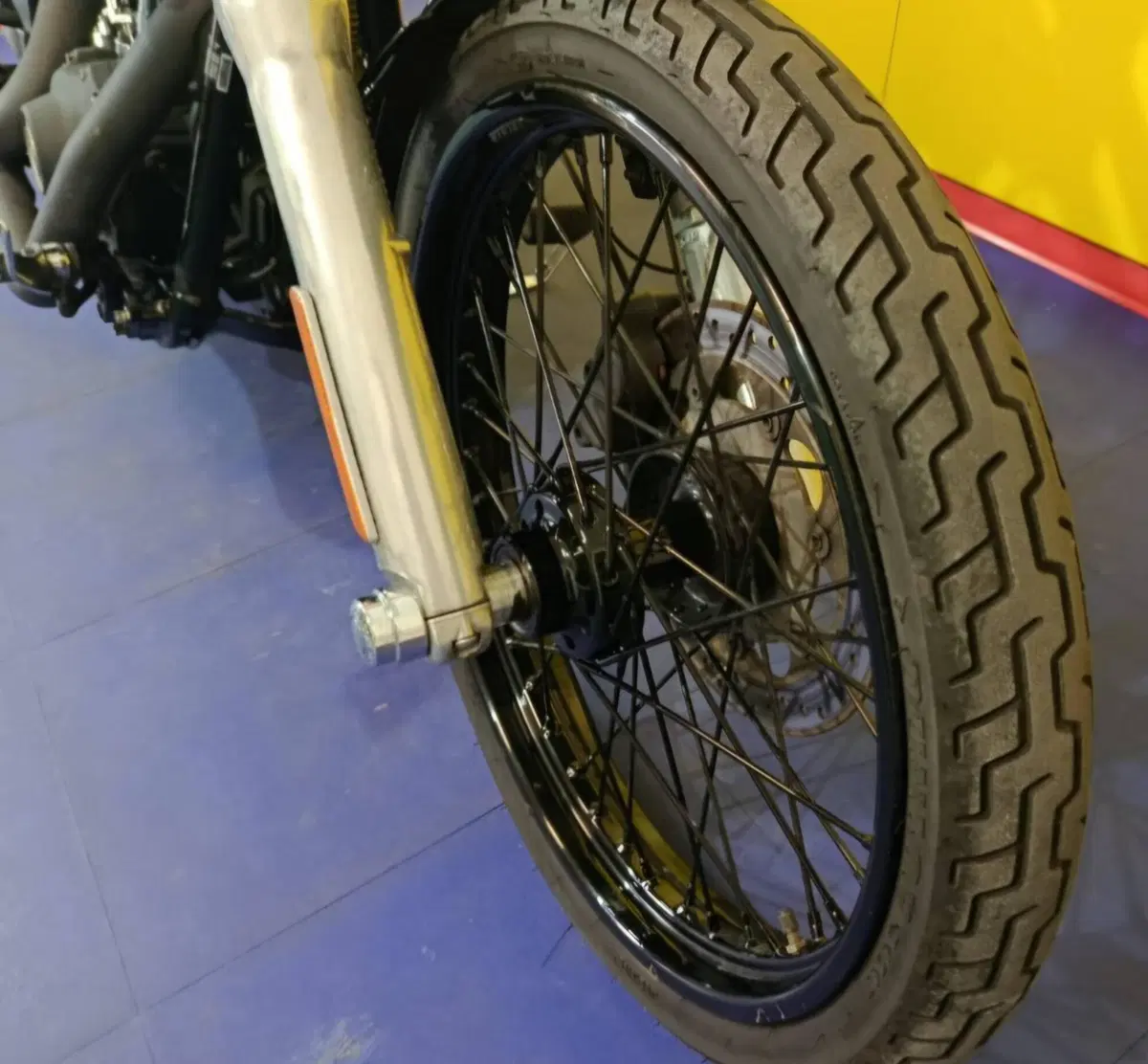 Harley-Davidson 1690 Wide Glide (2010 - 17) - FXDWG (7)