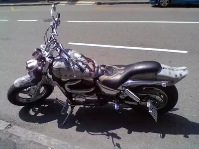 Suzuki Marauder VZ 800 usata