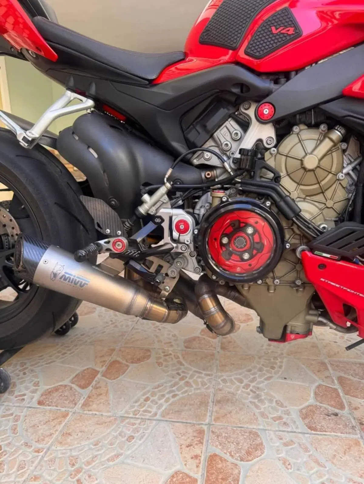 Ducati Streetfighter V4 1100 S (2020) (6)