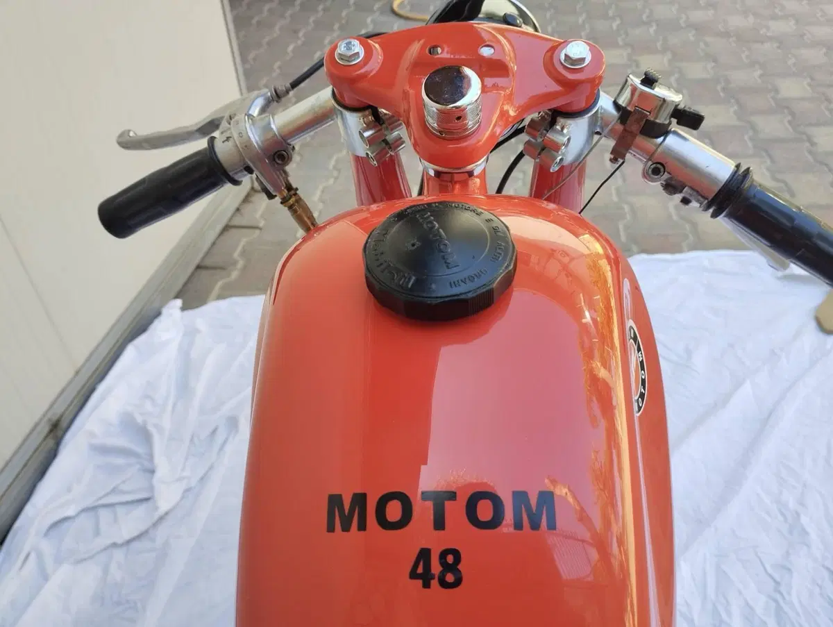 Motom Codice (10)