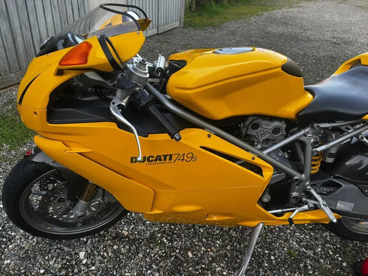 Ducati 749 S (2003) (3)