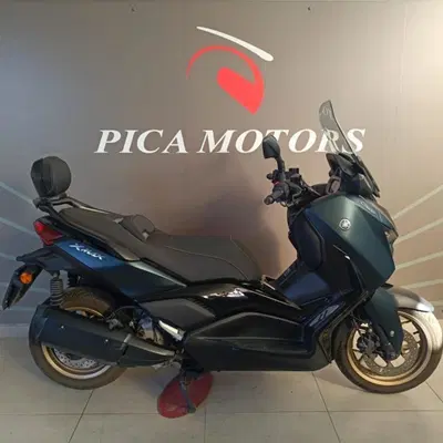 Yamaha X-Max 300 Tech Max (2021 - 24) usata