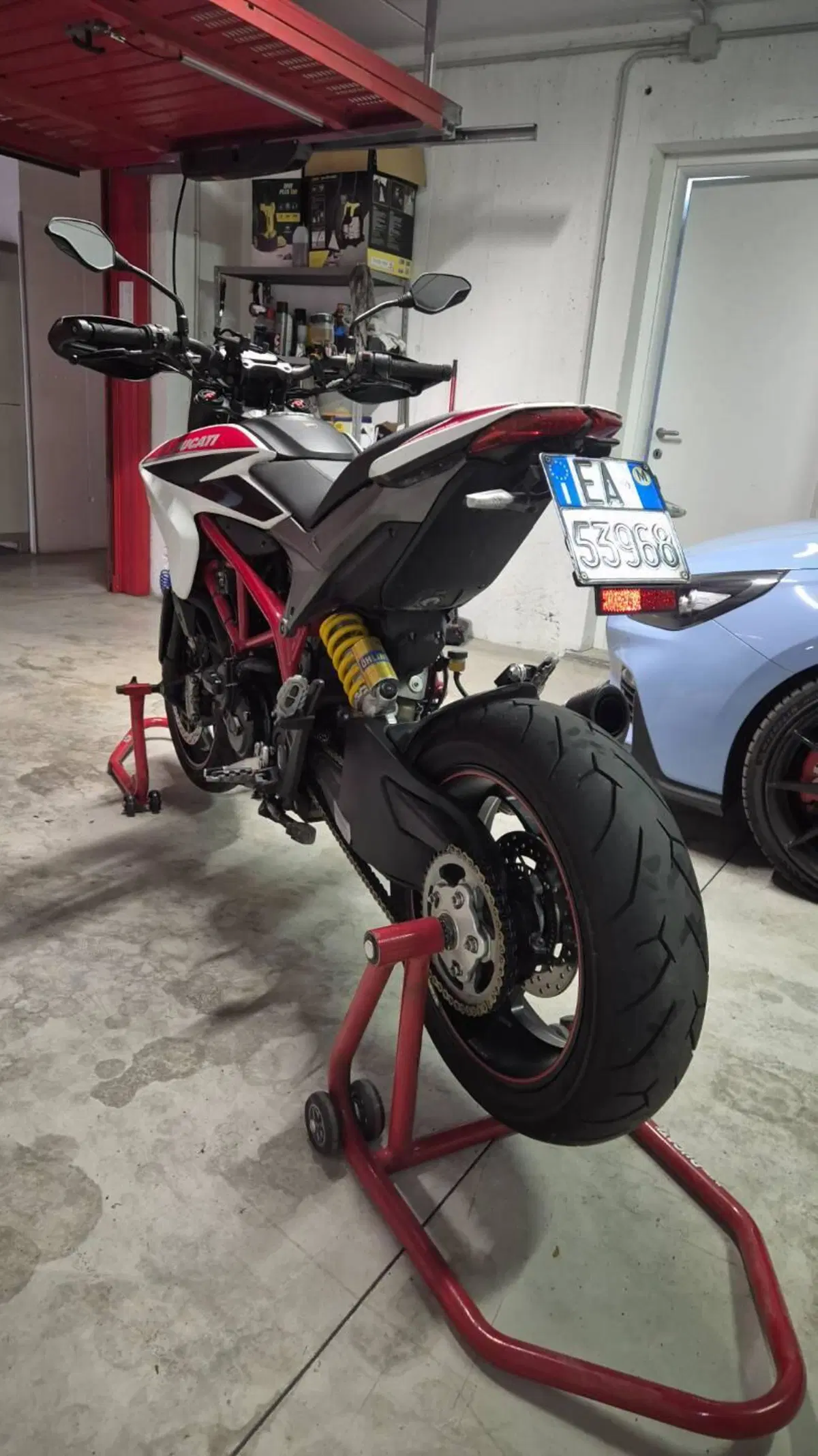 Ducati Hypermotard 821 SP (2013 - 15) (4)