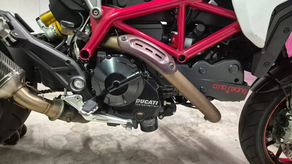 Ducati Hypermotard 821 SP (2013 - 15) (7)