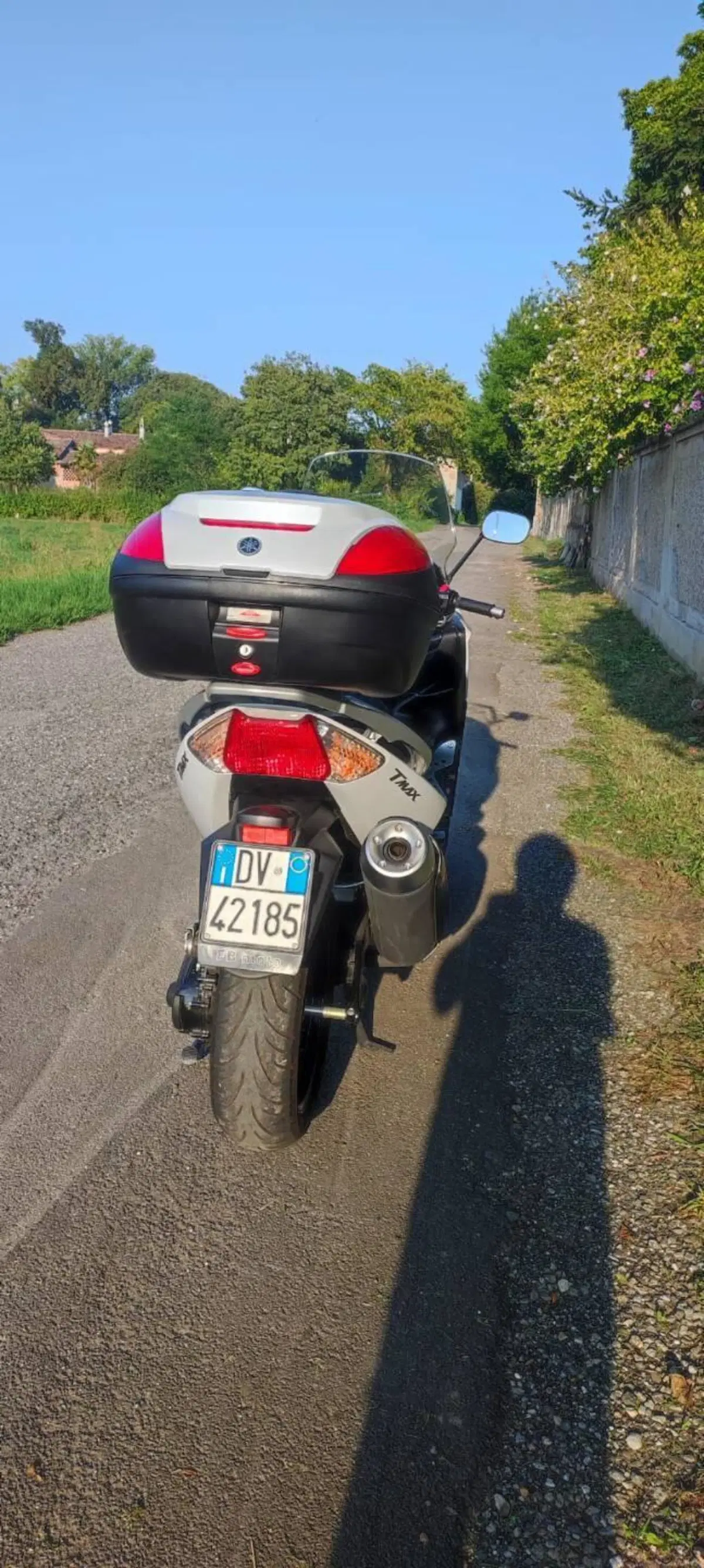 Yamaha T-Max 500 White Max (2010 - 11) (3)