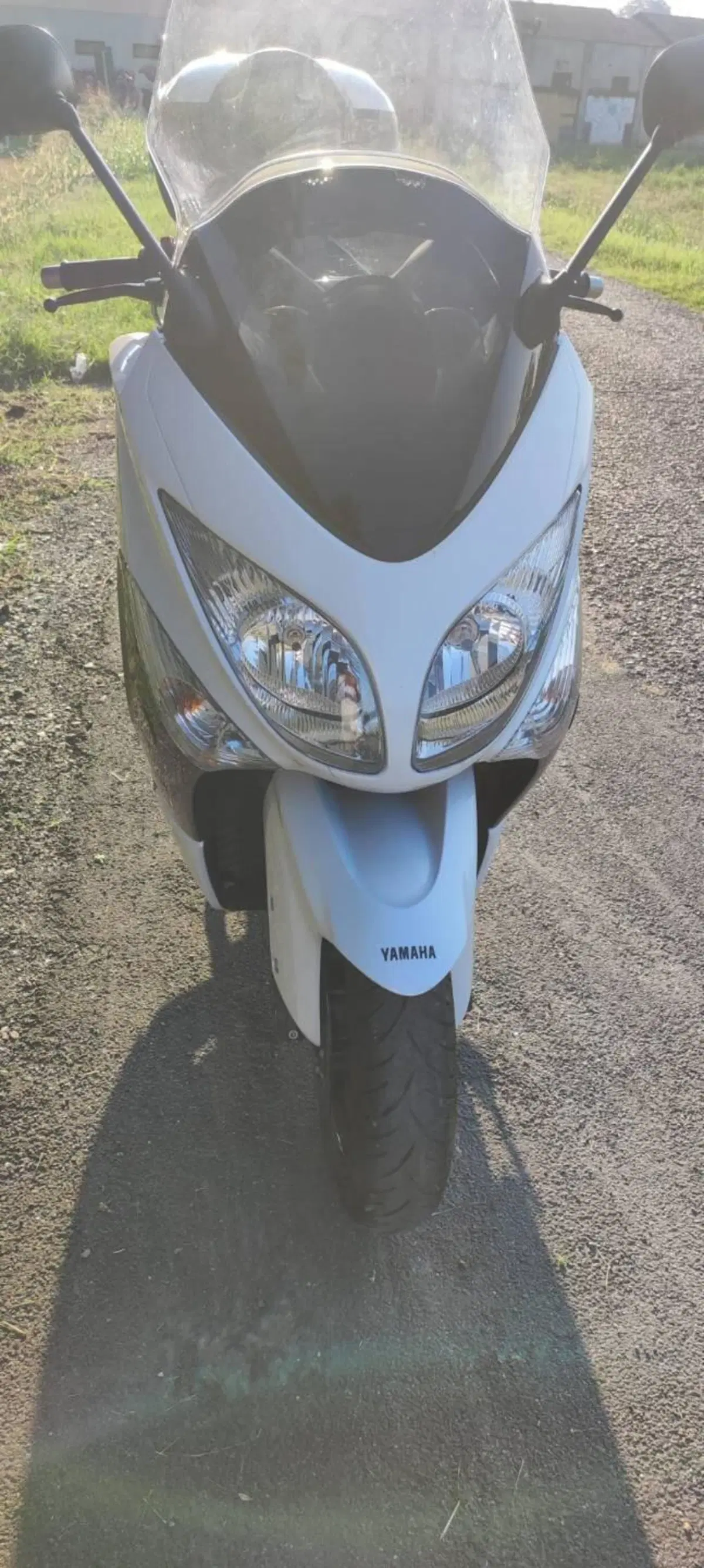 Yamaha T-Max 500 White Max (2010 - 11) (8)