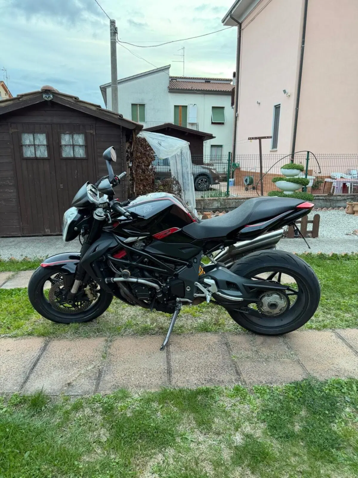 MV Agusta Brutale 1090 R (2012 - 15) (3)