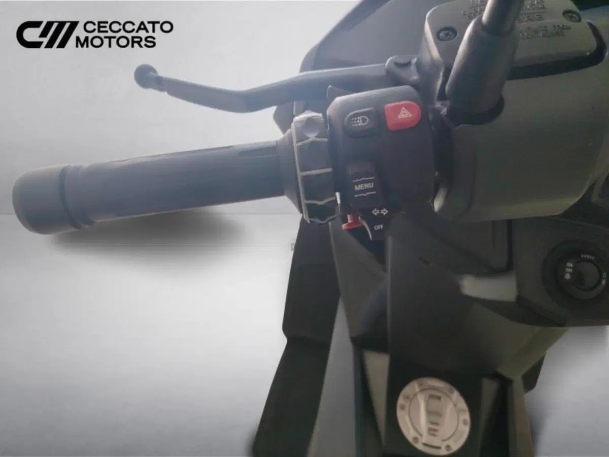 Bmw C 400 GT (2021 - 24) (12)