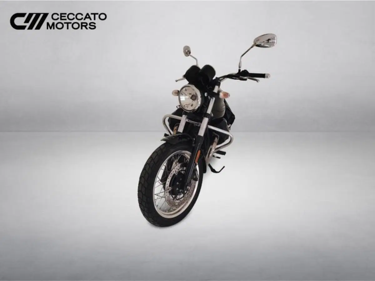 Moto Guzzi V7 III Special (2017 - 20) (8)