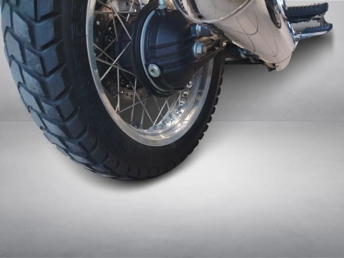 Moto Guzzi V7 III Special (2017 - 20) (13)