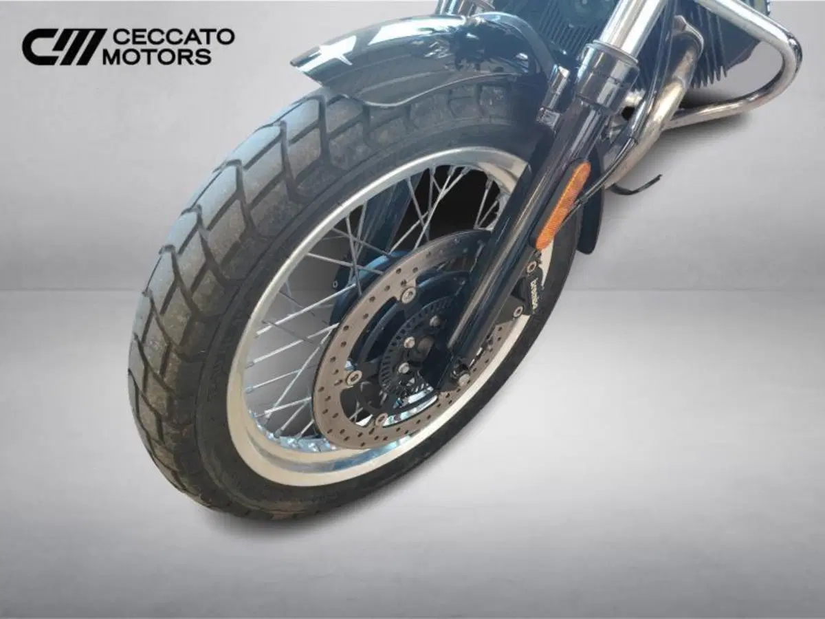 Moto Guzzi V7 III Special (2017 - 20) (12)