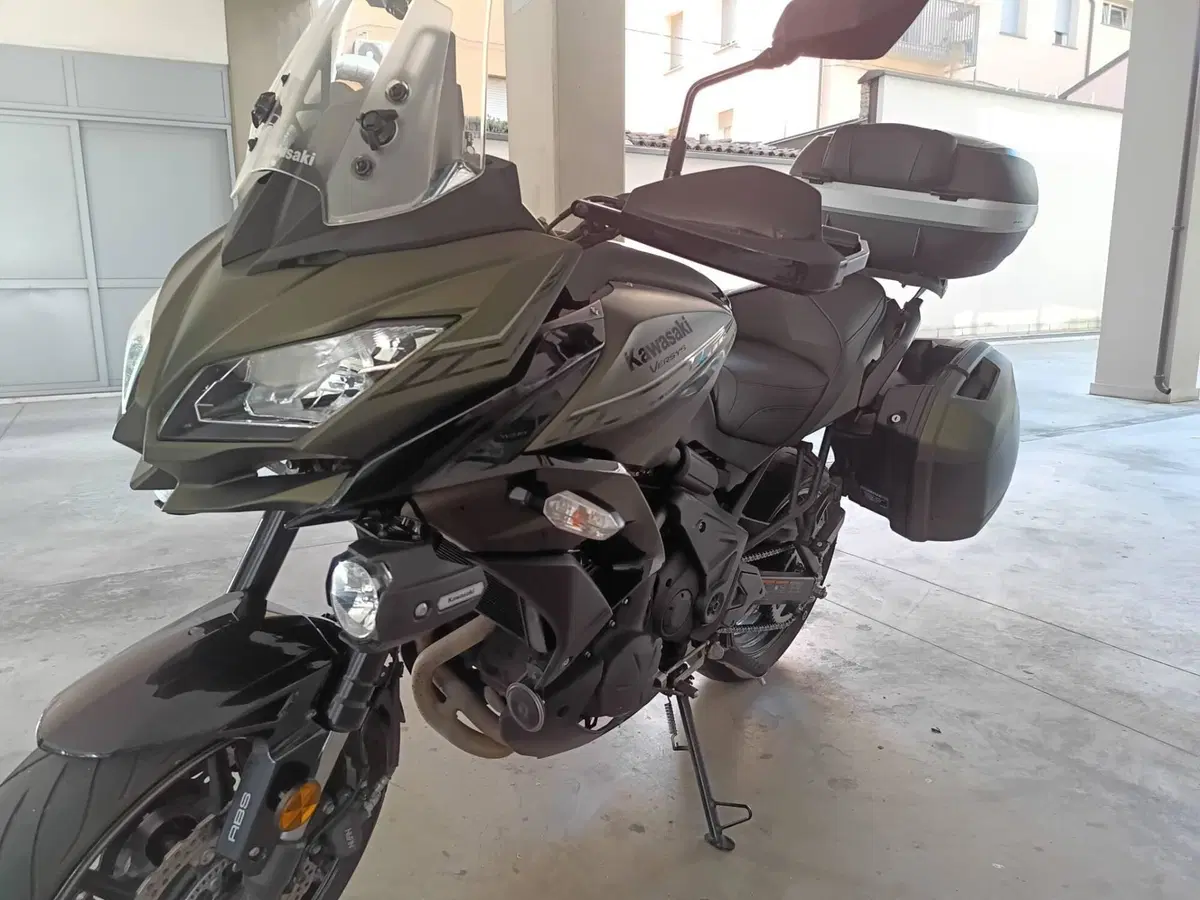 Kawasaki Versys 650 Grand Tourer (2017 - 20) (2)