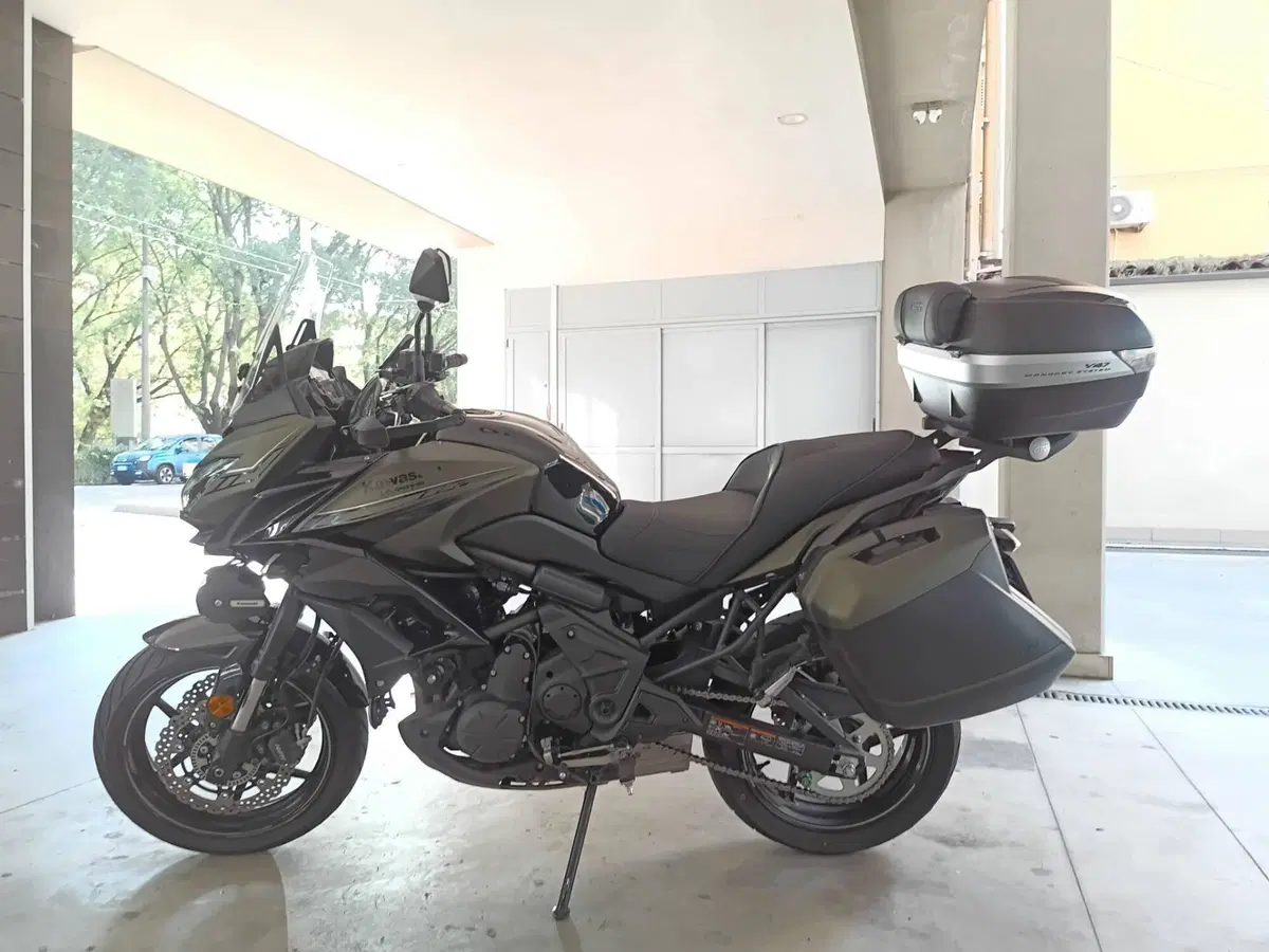 Kawasaki Versys 650 Grand Tourer (2017 - 20) (3)