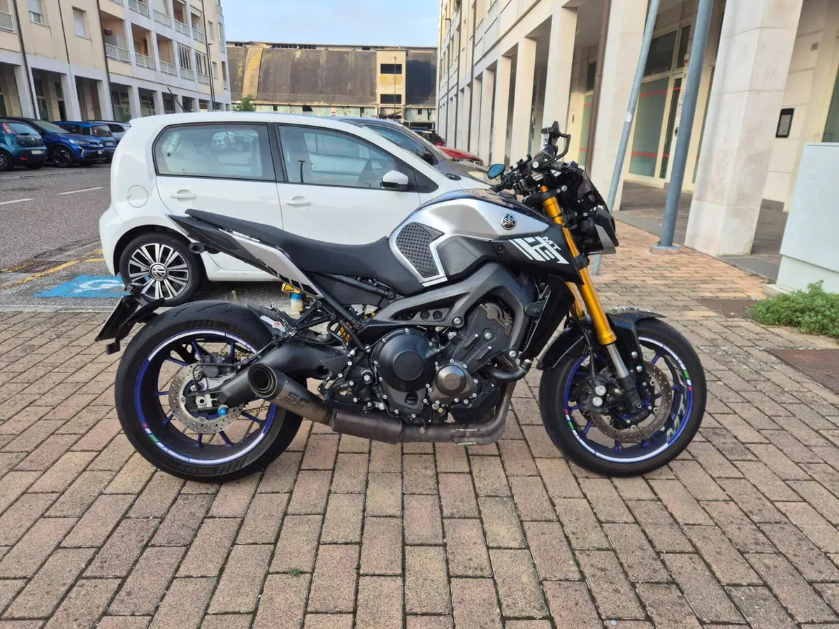 Yamaha MT-09 SP (2018 - 20)