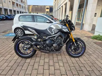 Yamaha MT-09 SP (2018 - 20) usata