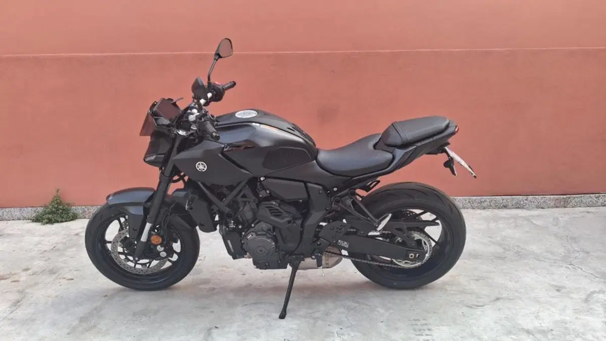 Yamaha MT-07 Y-AMT (2025 - 26) (2)