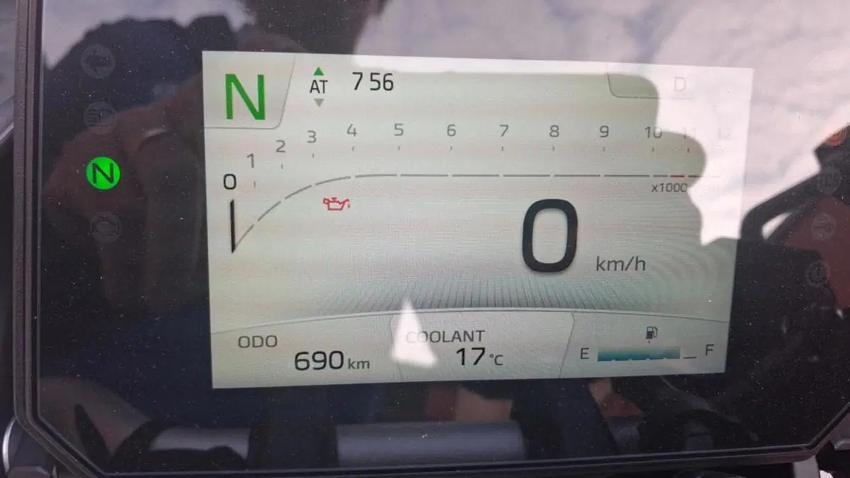 Yamaha MT-07 Y-AMT (2025 - 26) (4)