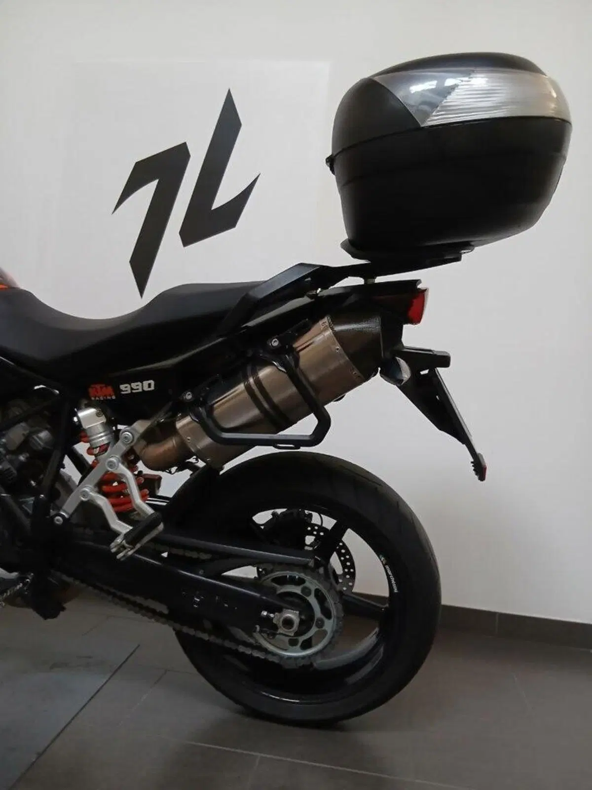KTM 990 Supermoto T (2009 - 11) (7)
