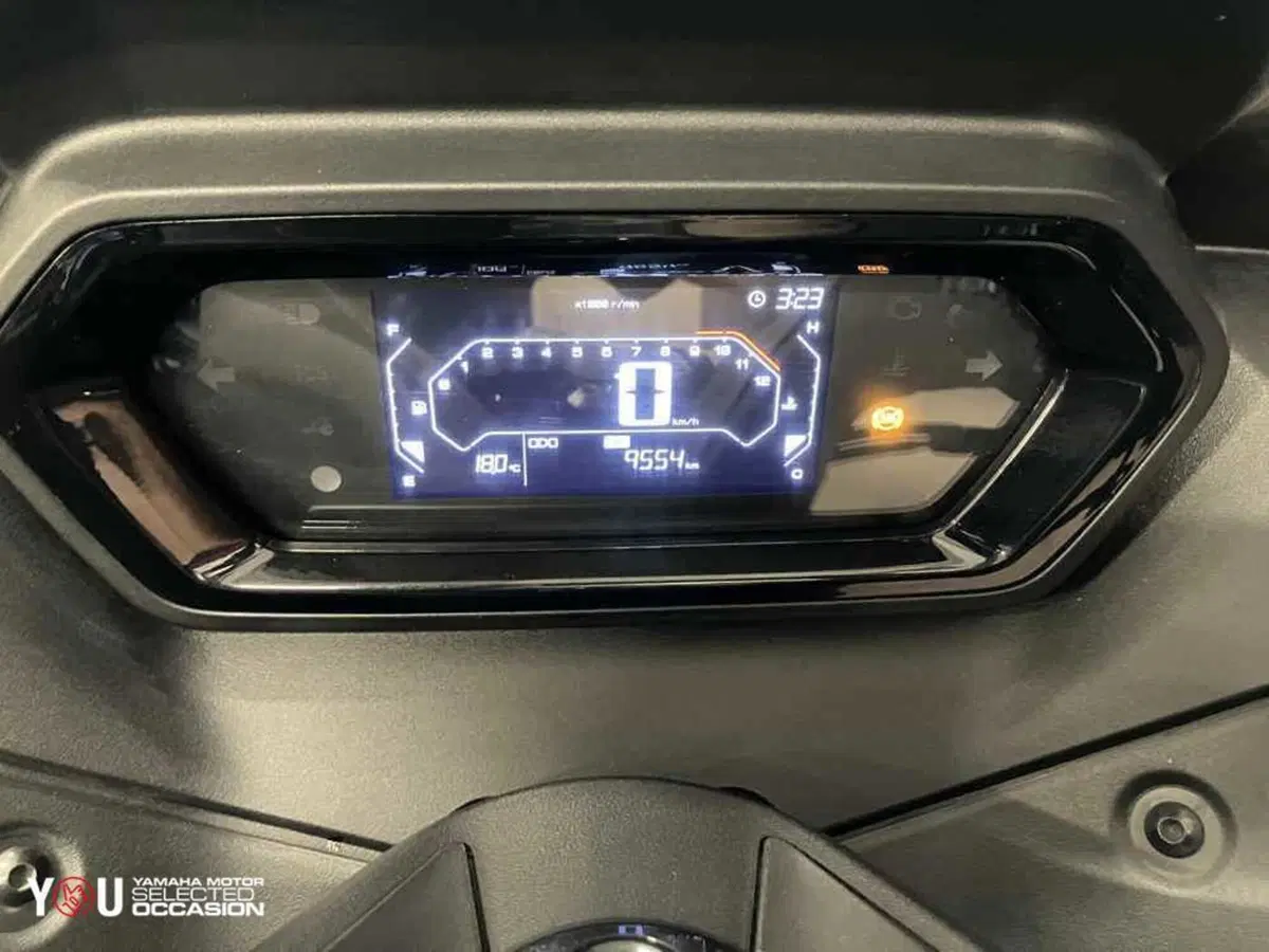 Yamaha X-Max 300 (2021 - 24) (2)