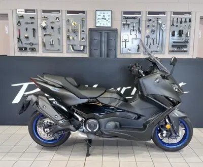 Yamaha T-Max 560 (2022 - 24) usata