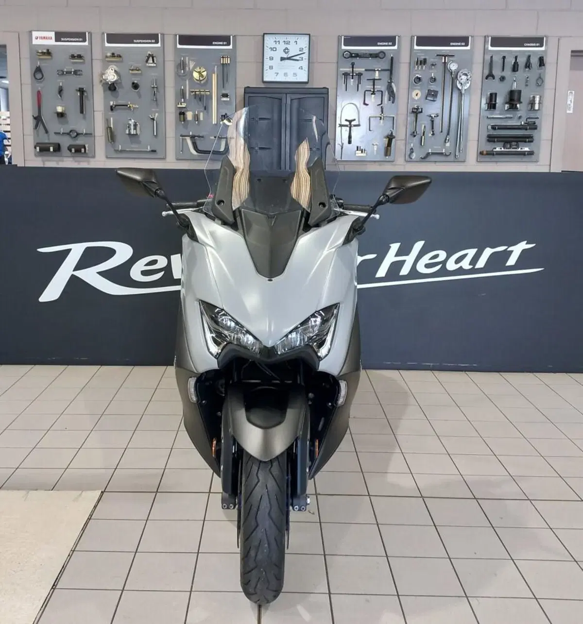 Yamaha T-Max 560 (2020 - 21) (3)