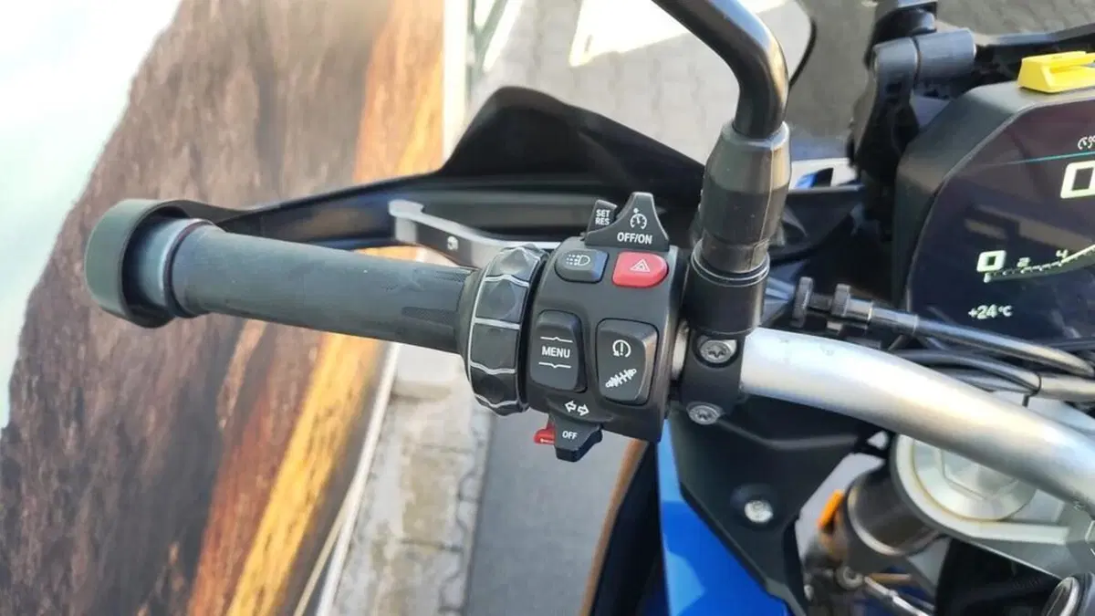 Bmw F 900 XR (2020 - 24) (8)
