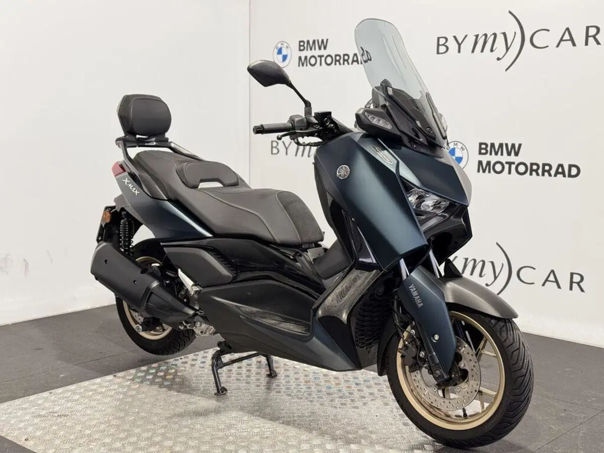 Yamaha X-Max 300 Tech Max (2021 - 24) (10)