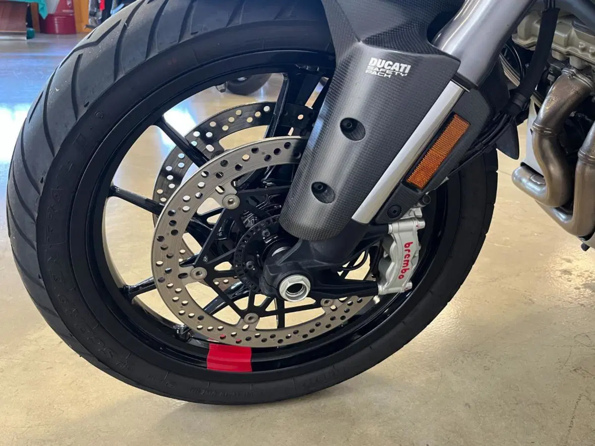 Ducati Multistrada V4 S (2021 - 24) (3)