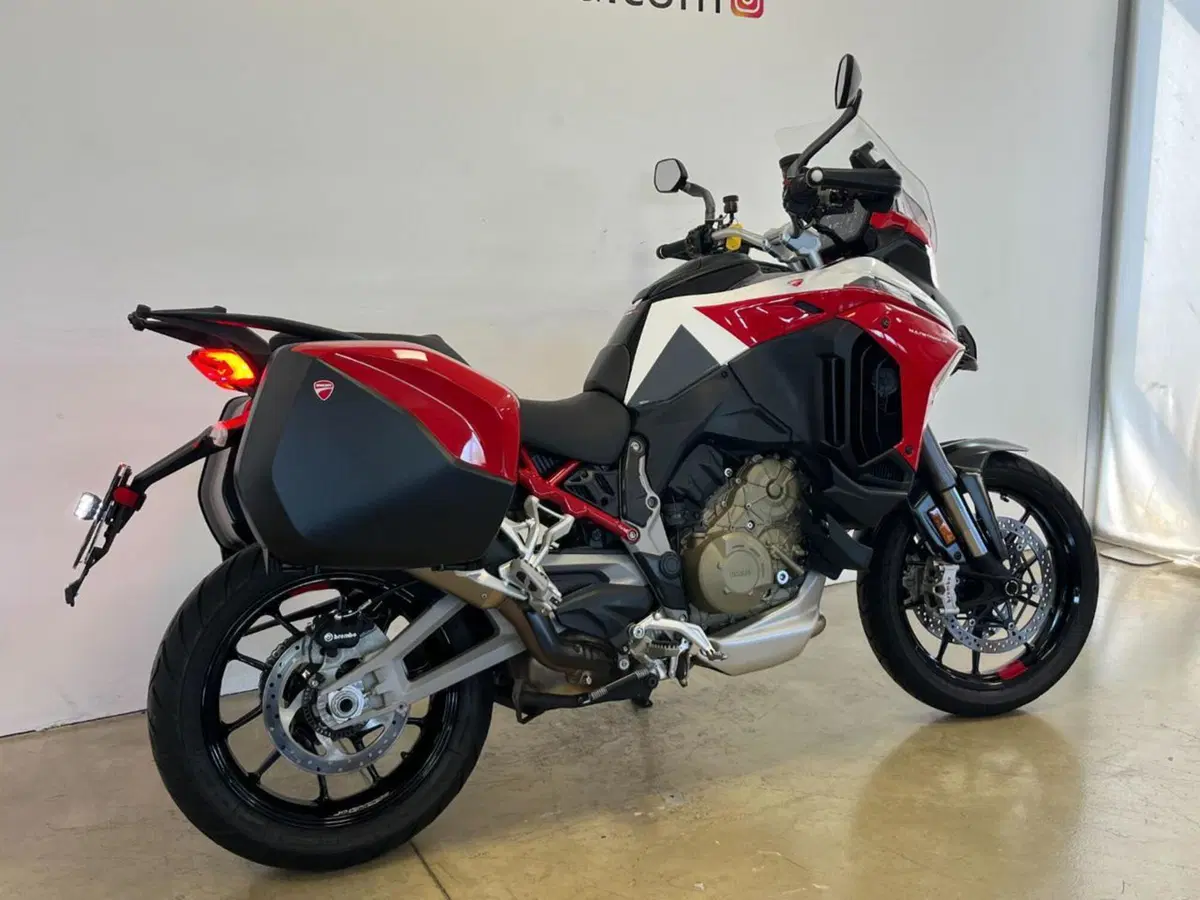 Ducati Multistrada V4 S (2021 - 24) (8)