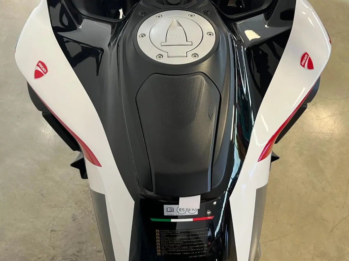 Ducati Multistrada V4 S (2021 - 24) (11)
