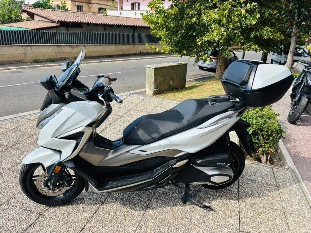 Honda Forza 350 Deluxe (2022 - 24) (5)