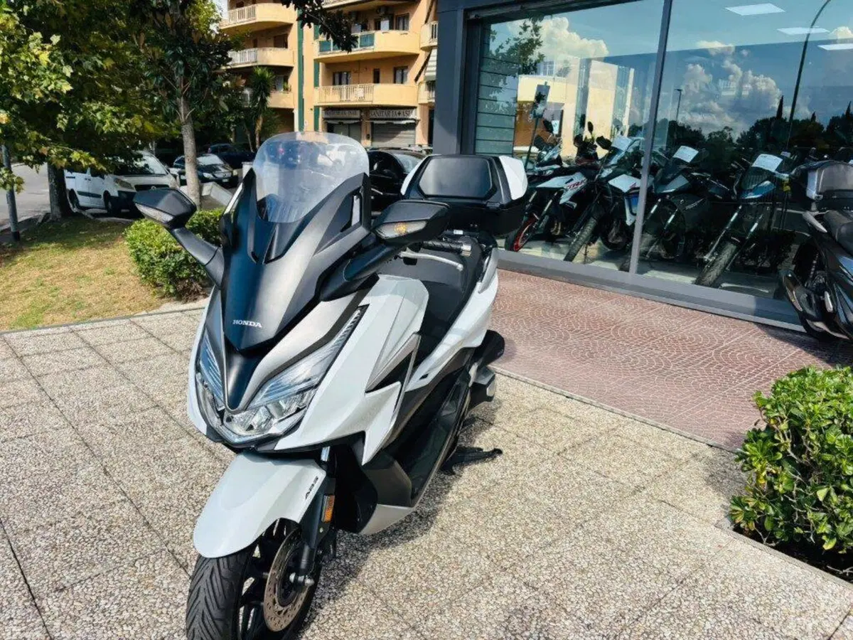 Honda Forza 350 Deluxe (2022 - 24) (10)