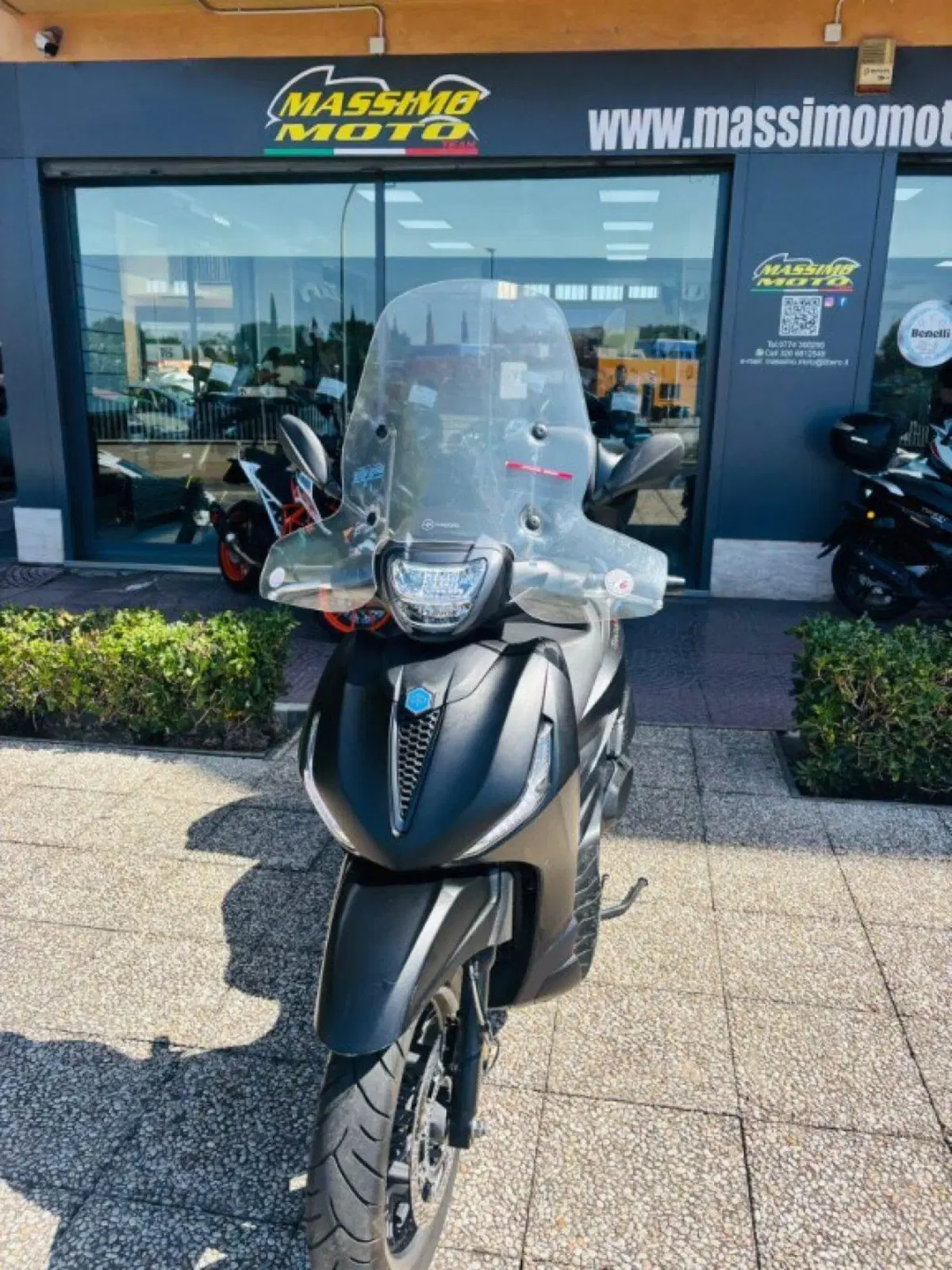 Piaggio Beverly 400 ABS-ASR (2021 - 24) (8)